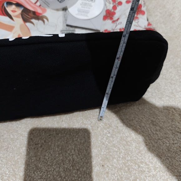 NWT! Robin Ruth Handbag - Picture 11 of 12